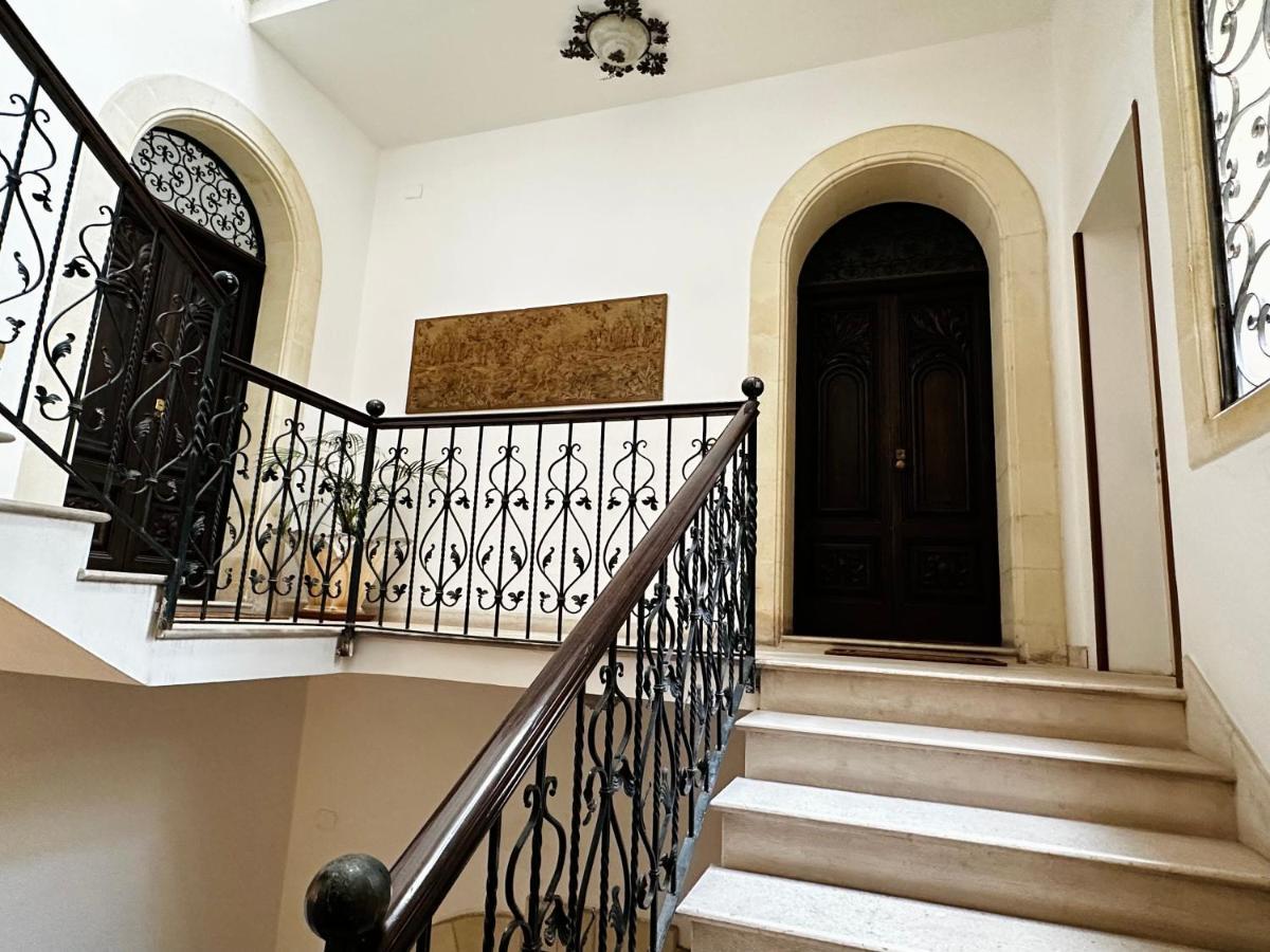 Elegante Appartamento Nel Cuore Del Barocco Lecce Buitenkant foto