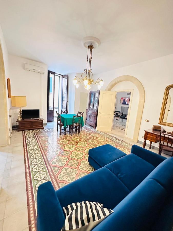 Elegante Appartamento Nel Cuore Del Barocco Lecce Buitenkant foto