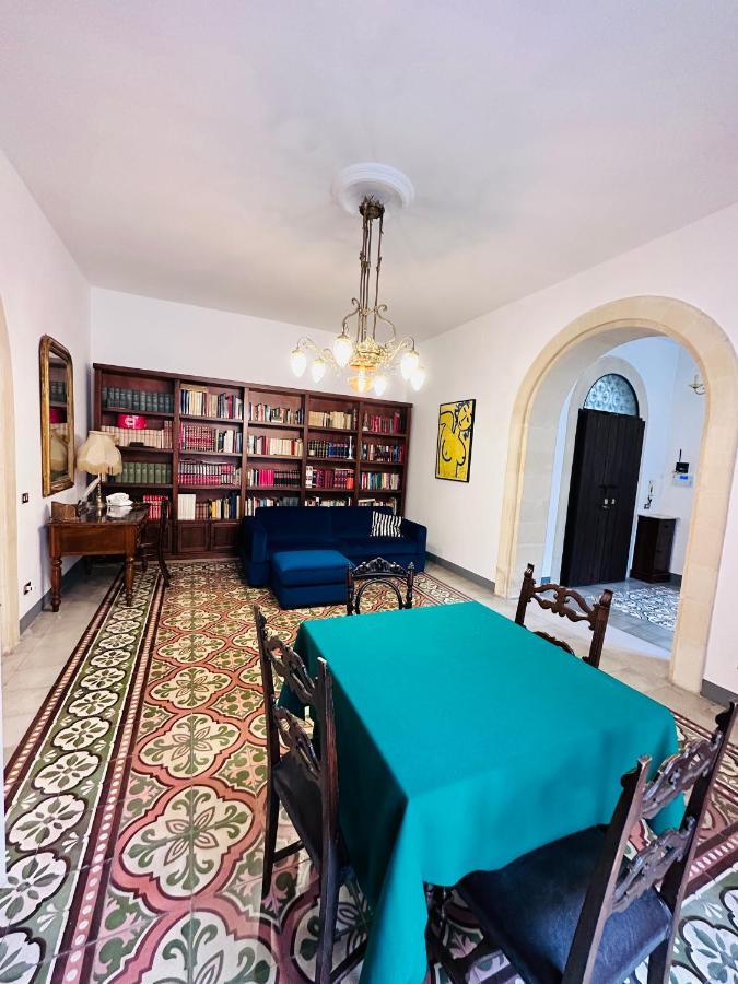 Elegante Appartamento Nel Cuore Del Barocco Lecce Buitenkant foto